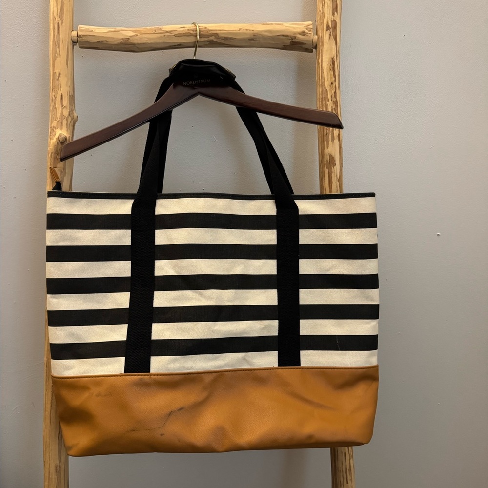 DSW Black and White Striped Travel Bag with Tan Accent